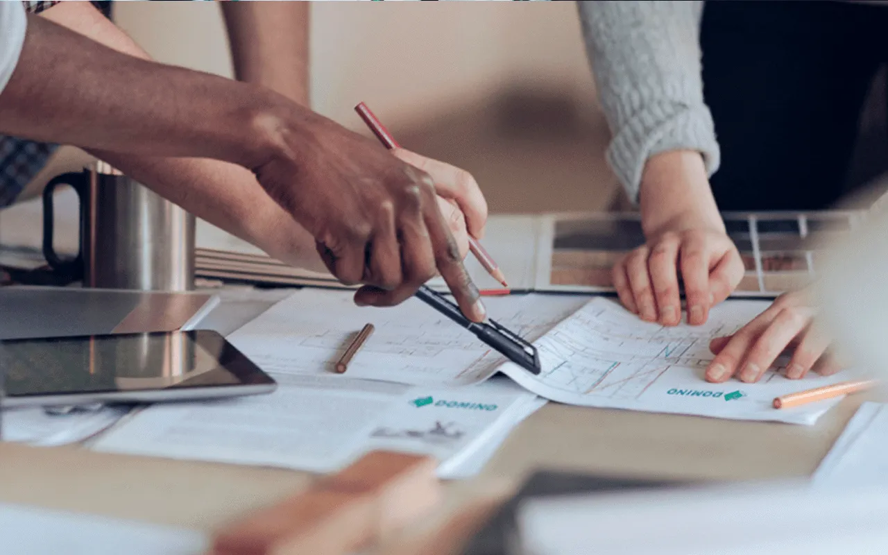 Domino Services - OEM Services - Social Image